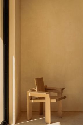 Estero Residences + Gamba café