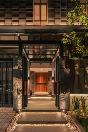 Beyond The Courtyard House