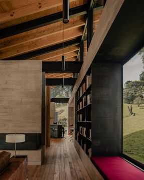 House On The Reservoir