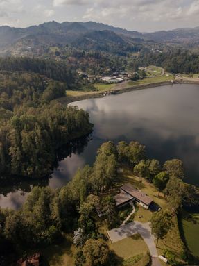 House On The Reservoir