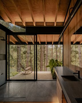 House On The Reservoir