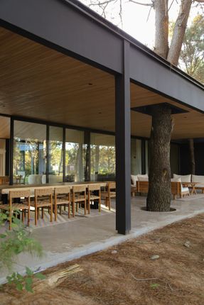 Laguna Escondida House