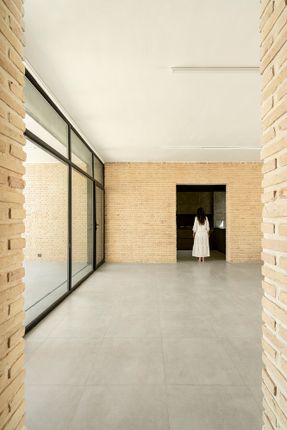 B-Neshat Villa