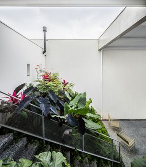 Yano House