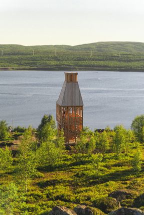 Kola Bay Lighthouse Viewpoint