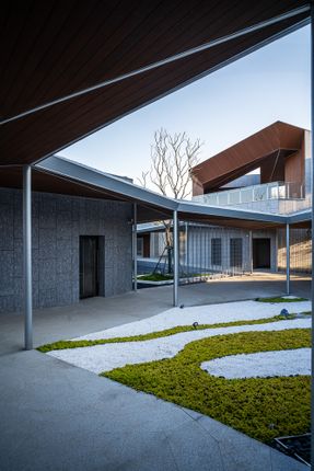 Clustered Rocks Court & Floating Leaf Pavilion