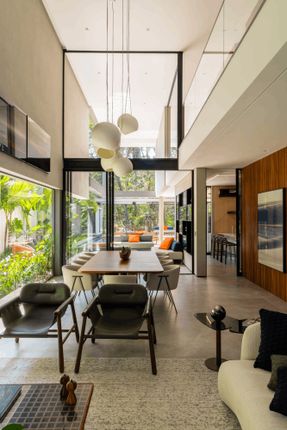 C21 Residence