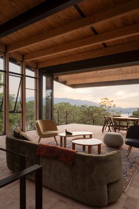 Valle House