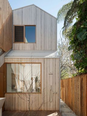 Ghost Gum House Extension