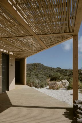 Jardinera House