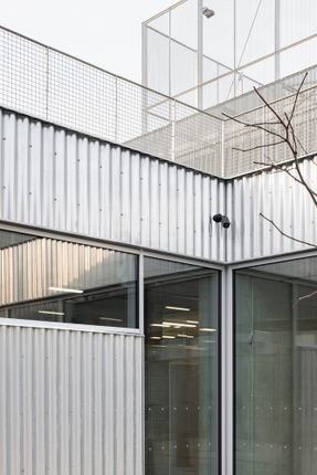 Extension Of A Primary School - New School Pavilion And Multipurpose Hall
