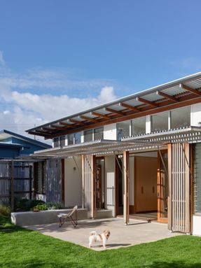 Moffat Morphing House