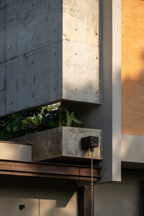 The Terrace House