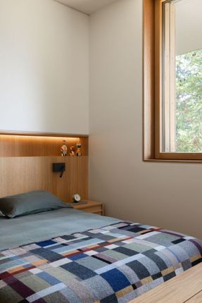 Passive House Forest Retreat