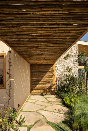VLP House