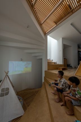 Loli House