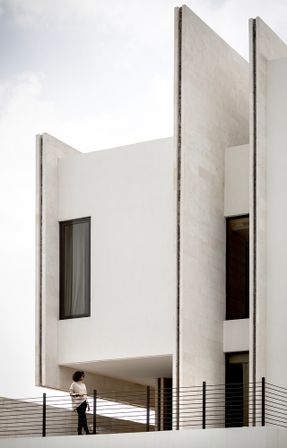 House 30