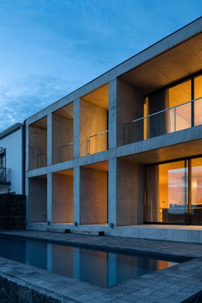 Broken Rock House