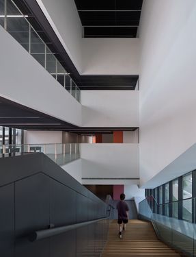 Shanghai Jiao Tong University Student Service Center