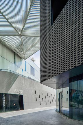 Yutang Culture And Sports Center