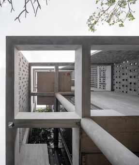 Sailom House