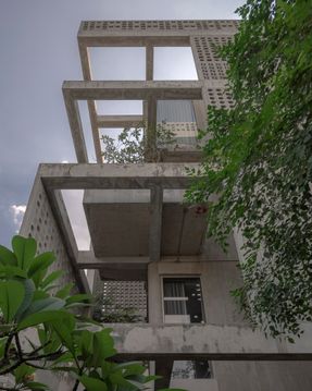 Sailom House