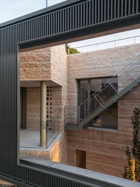 Villa EF