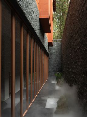 Qing Shui Meditation Retreat Center