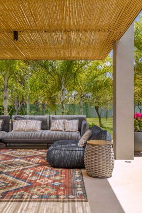 Boutique House