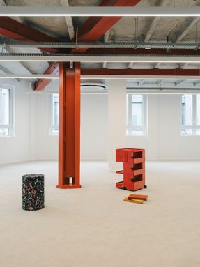 Sentier - Contemporary Workplace