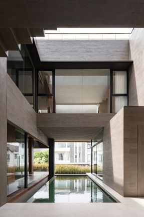 O4 House
