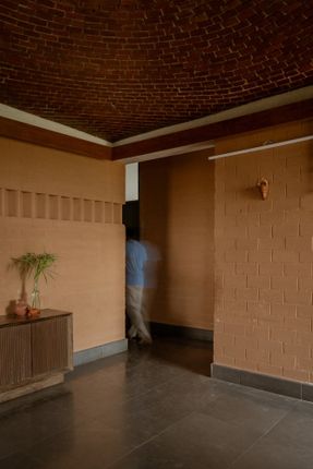Sudhagar's Mud House