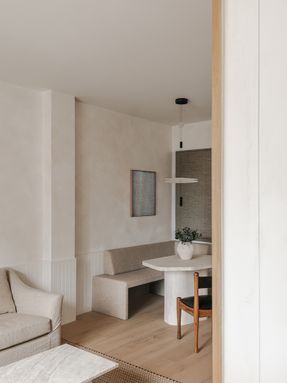Diagonal Apartment