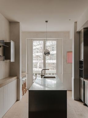 Diagonal Apartment