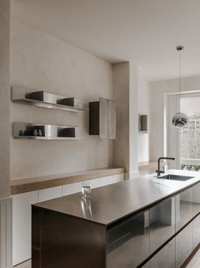 Diagonal Apartment
