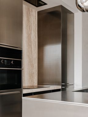 Diagonal Apartment