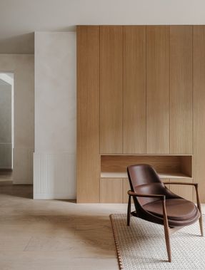Diagonal Apartment