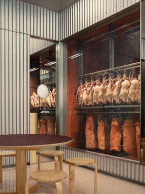 Yunju Roast Meat Restaurant