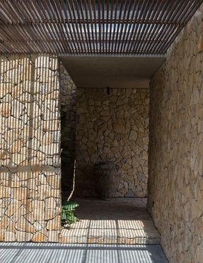 House Awasi