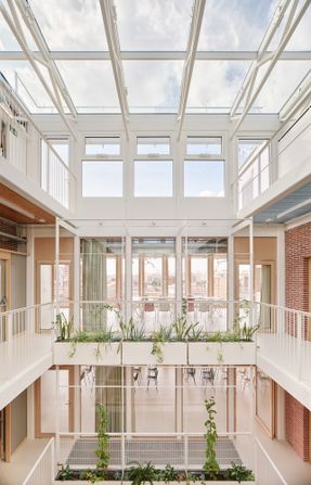 Sants Social Center