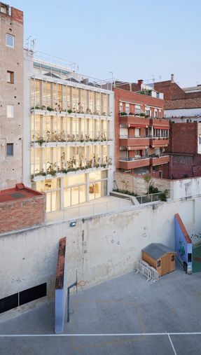 Sants Social Center