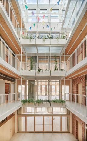 Sants Social Center