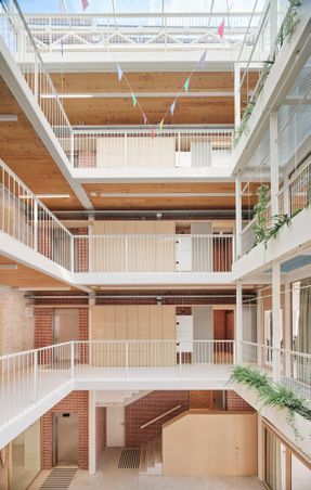 Sants Social Center