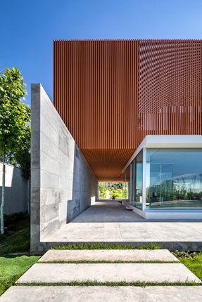 Az-Boroun Villa