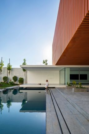 Az-Boroun Villa
