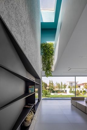 Az-Boroun Villa