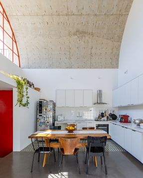 House JF