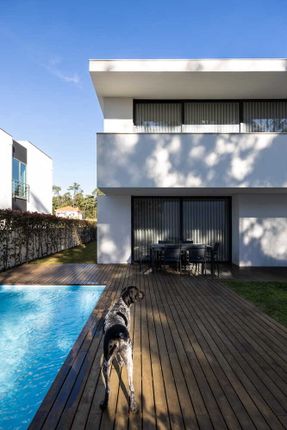 Cabreira House