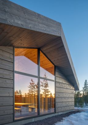 Van Peborgh Lodge