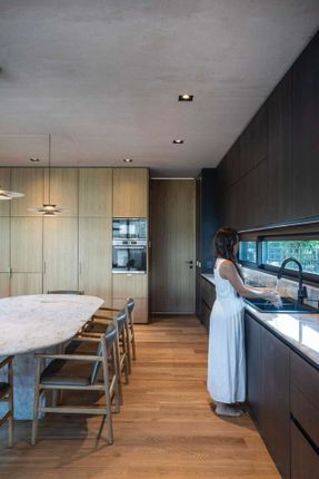 HIKARI House